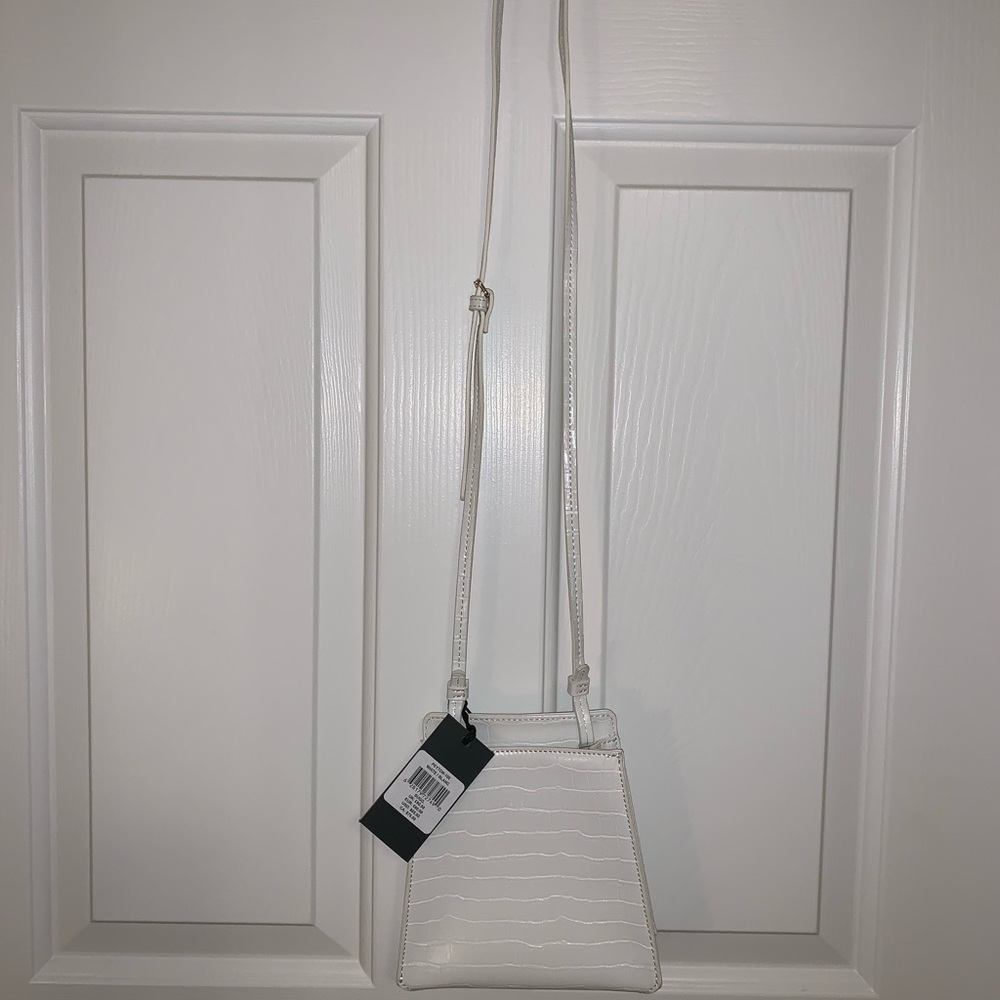 White crossbody purse